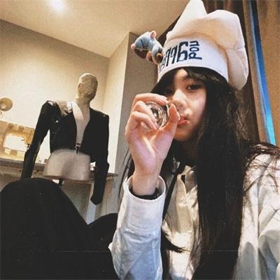 英烈千秋